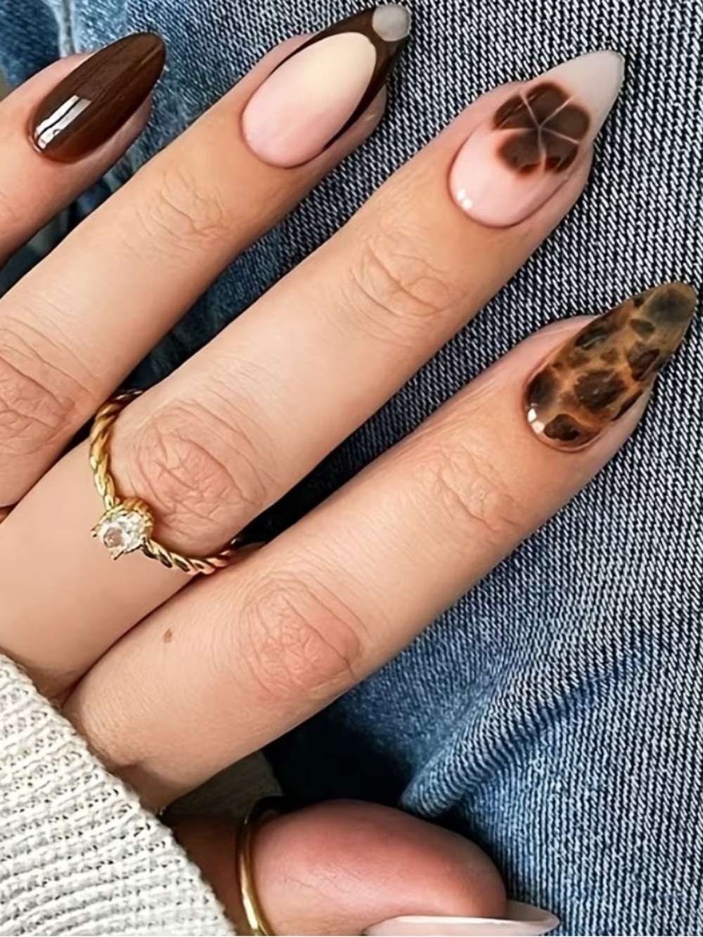 Neutral & Brown Leopard Accent Stiletto Nail Set